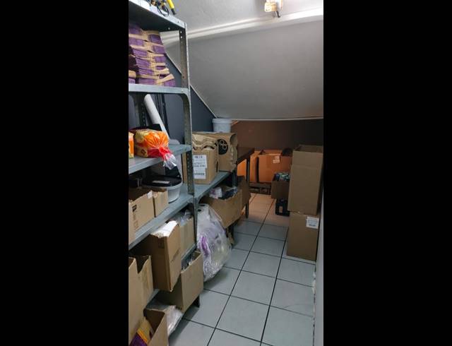 RETAIL PROPERTY TO RENT IN DIE BULT